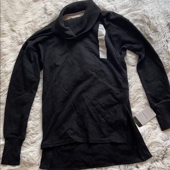 NEW Champion Turtle Neck - Picture 1 of 3